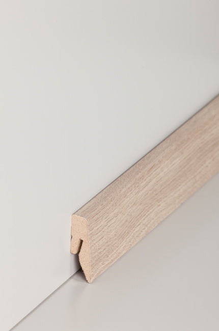 Fußleiste "Mekong Eiche" MDF-Kern & foliert - 2500 x 40 x 15 mm
