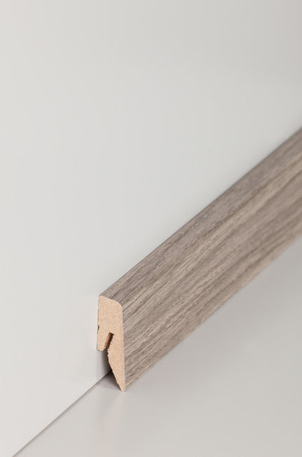 Fußleiste "Nussbaum Colorado" MDF-Kern & foliert - 2500 x 40 x 15 mm