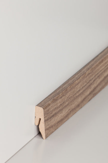 Fußleiste "Wolga Eiche" MDF-Kern & foliert - 2500 x 40 x 15 mm
