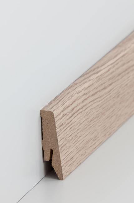 Fußleiste "Yukon Eiche" MDF-Kern & foliert - 2400 x 58 x 18 mm