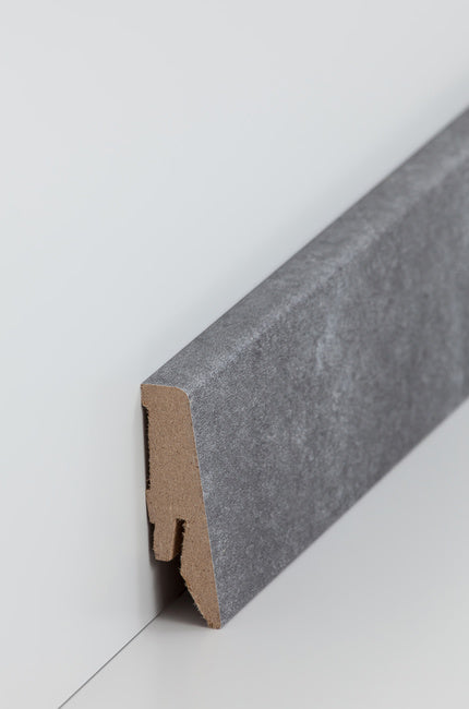 Fußleiste "Basalt" MDF-Kern & foliert - 2400 x 58 x 18 mm