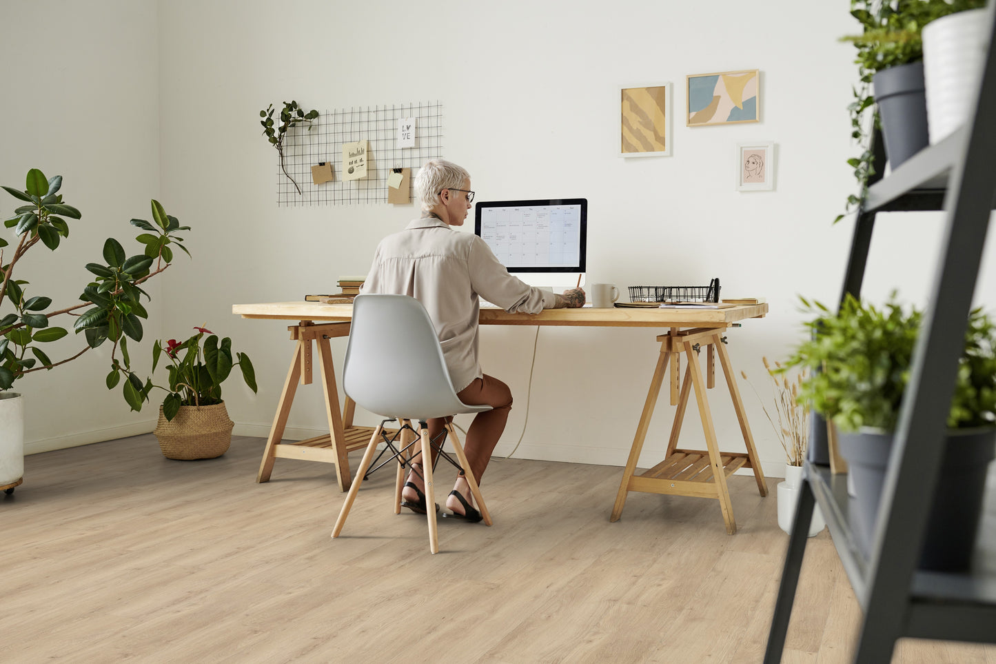 Selbstklebender Vinylboden in Holzoptik "Sunny Light" 2mm